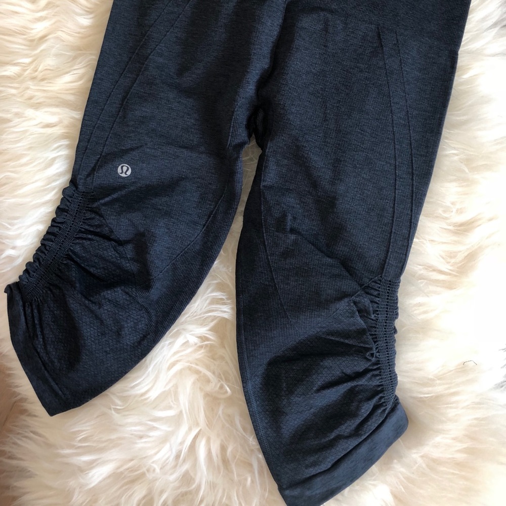 Lululemon In the flow crop seamless leggings